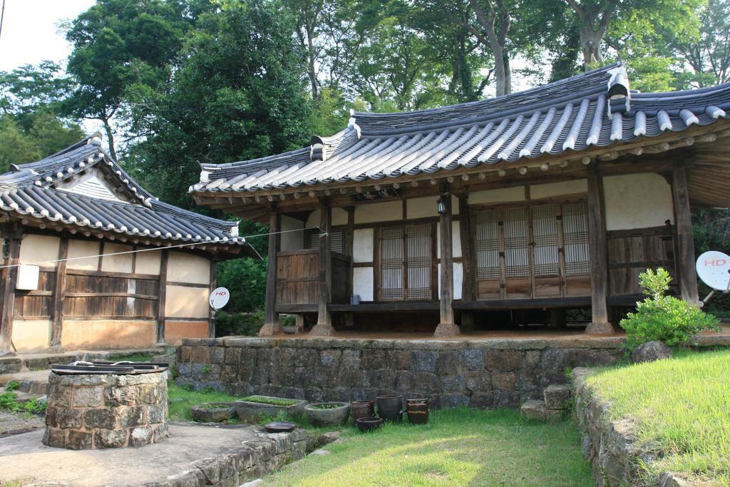 Jinrae Lee'S Traditional House Boseong Exteriér fotografie