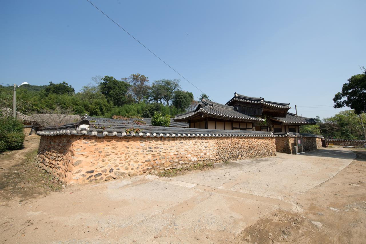Jinrae Lee'S Traditional House Boseong Exteriér fotografie