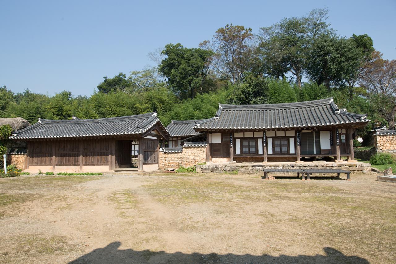 Jinrae Lee'S Traditional House Boseong Exteriér fotografie